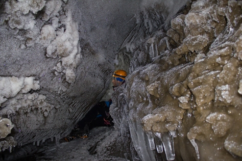 Svalbard_Larsbreen_caves_part_2_Andi_end2