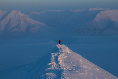 Svalbard_trollsteinen_summit_ridge